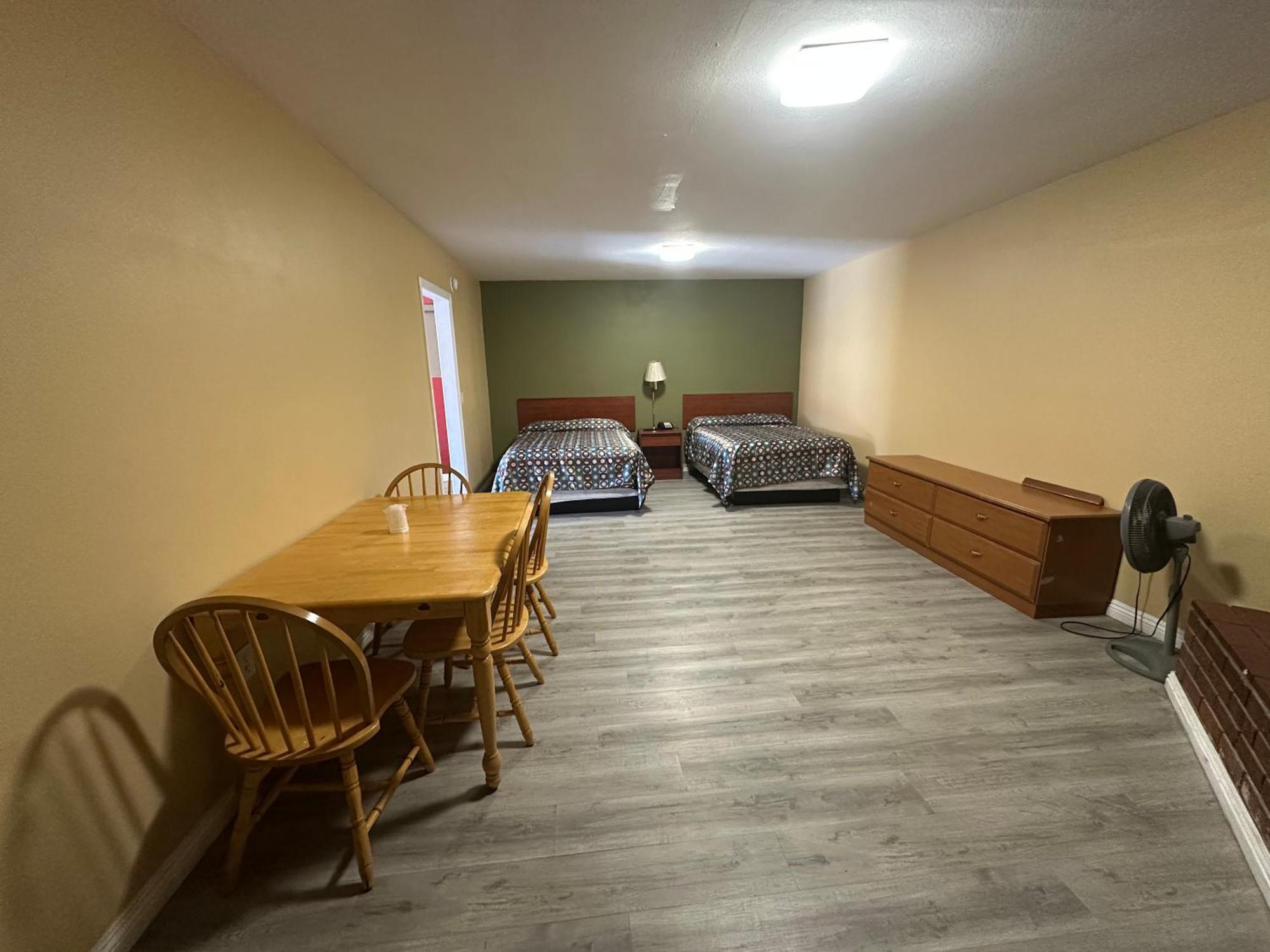 Desert Inn Motel โคโรนา ภายนอก รูปภาพ